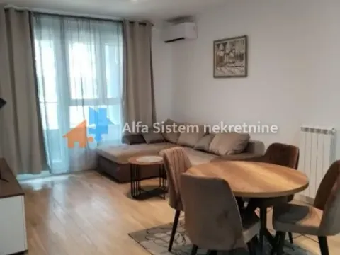 Stan in Novi Beograd Blok 65