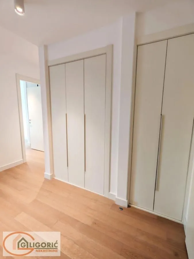 Rent, office space, 103m², Lion, Zvezdara Sve Podlokacije