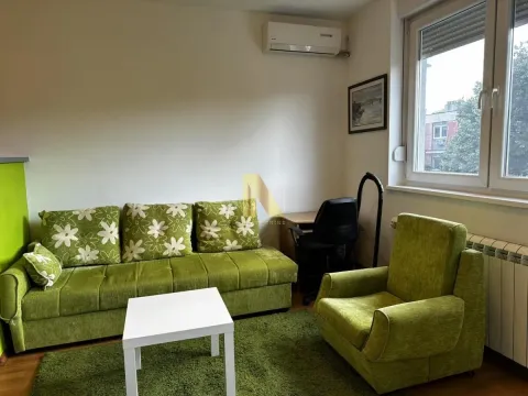 Izdavanje, jednosoban stan, 36m², Adamovićevo Naselje, Novi Sad Sve Podlokacije - image 2