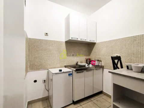 Prodaja, dvosoban stan, 105m², Preko Morače, Podgorica - image 5