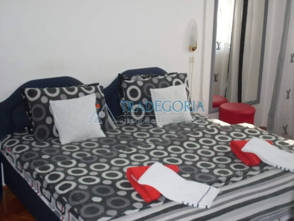 Prodaja, dvosoban stan, 60m², Bar, Crna Gora