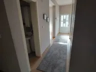 Izdavanje, kuća, 120m², Tološi, Podgorica - image 12