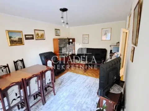 Prodaja, trosoban stan, 76m², Novi Beograd Blok 63, Novi Beograd Sve Podlokacije - image 6