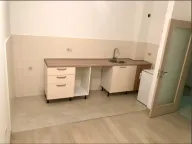 Izdavanje, trosoban stan, 70m², City Kvart, Podgorica - image 6