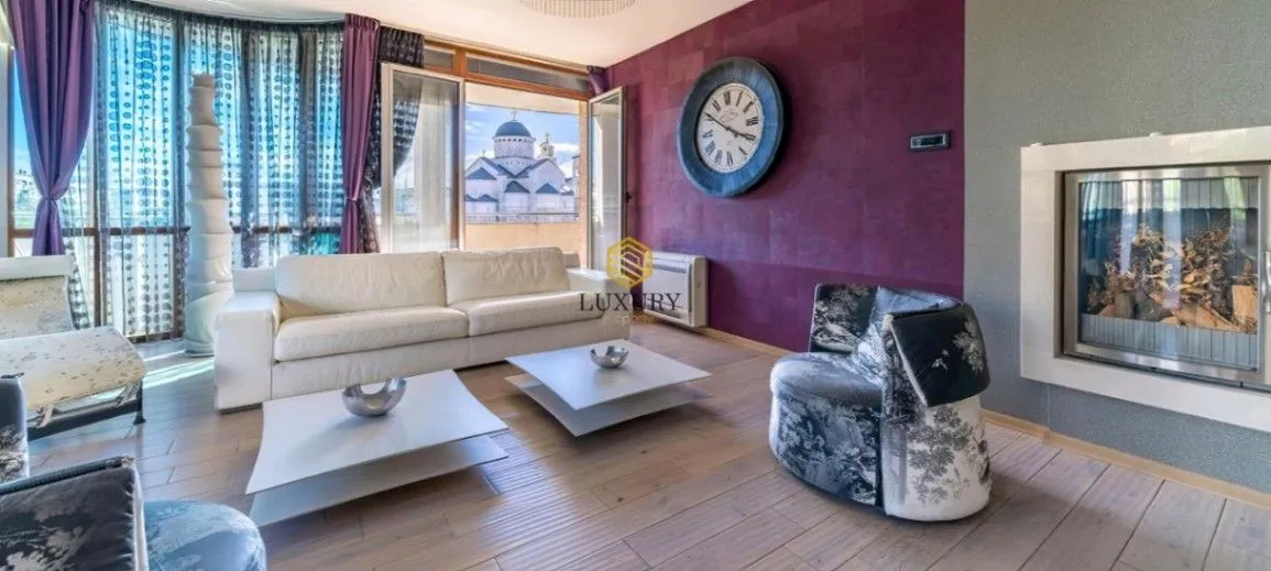 Izdavanje, trosoban stan, 140m², Preko Morače, Podgorica