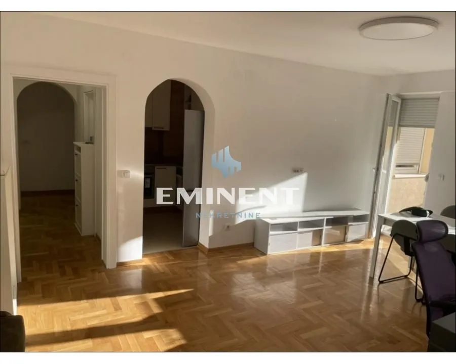 Izdavanje, stan, 98m², Sarajevska, Beograd