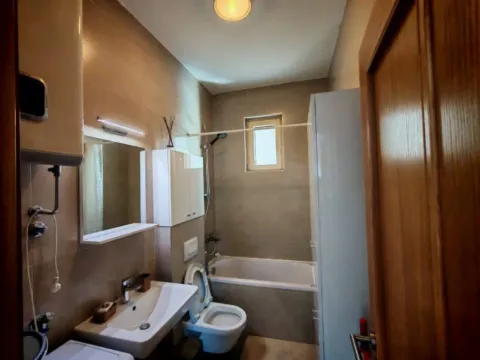 Sale, one bedroom apartment, 52m², Bečići, Budva - image 8