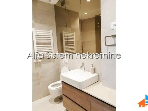 Rent, two bedroom apartment, 65m², Stari Grad, Beograd - image 9
