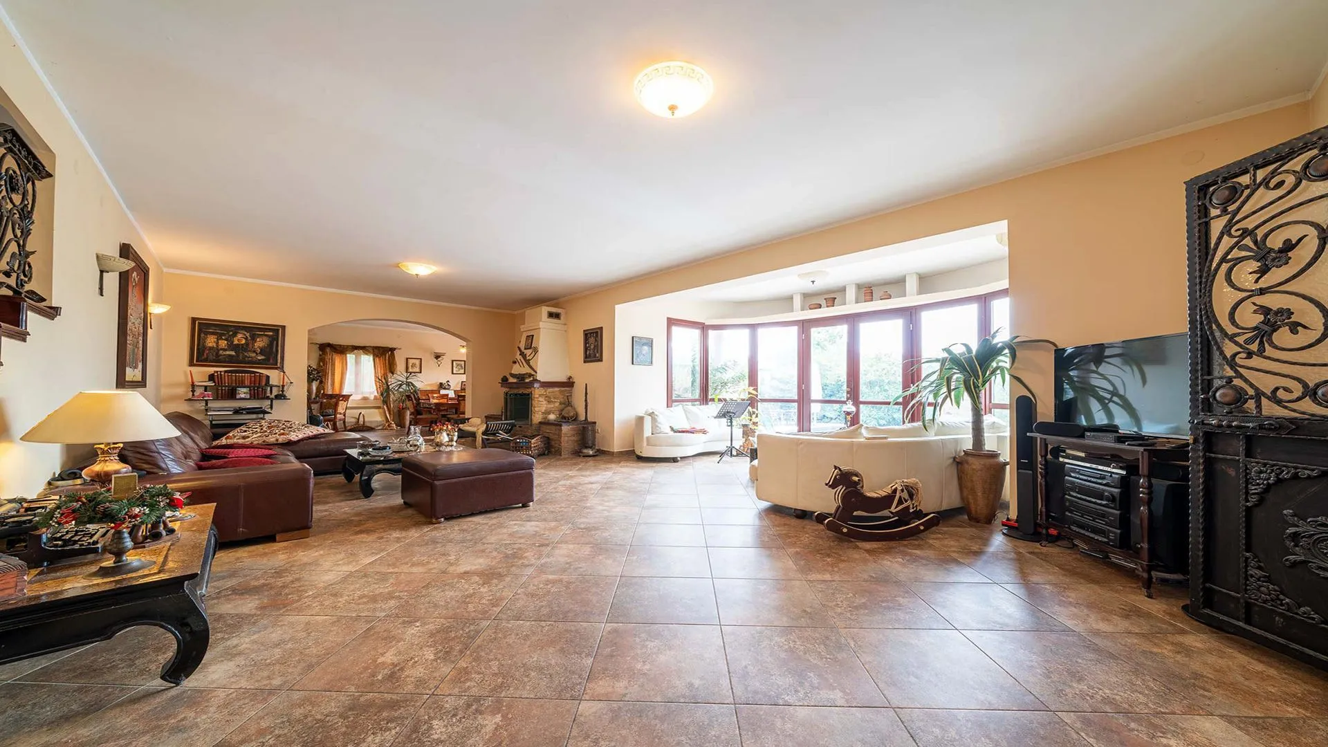 Sale, house, 375m², Kavač, Kotor