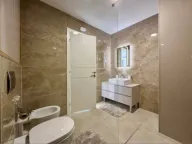 Izdavanje, dvosoban stan, 95m², Bečići, Budva - image 9