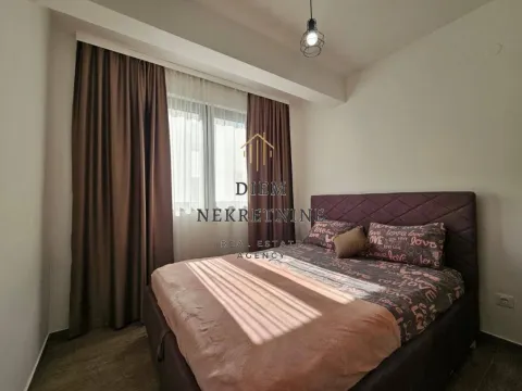 Rent, one bedroom apartment, 40m², Šušanj, Bar - image 10