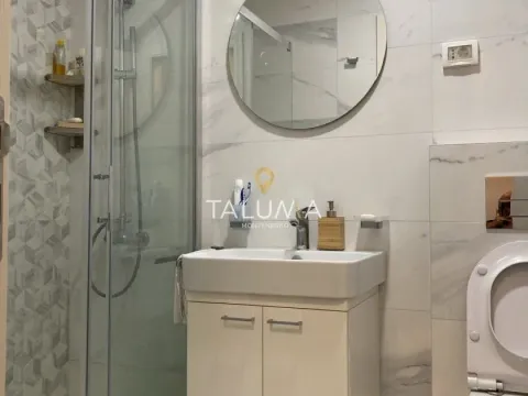 Prodaja, jednosoban stan, 40m², City Kvart, Podgorica - image 5