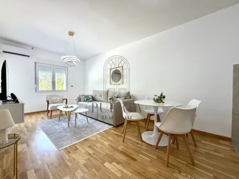 Rent, one bedroom apartment, 42m², Zagorič, Podgorica - image 5