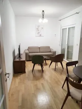 Rent, one bedroom apartment, 44m², Blok 6, Podgorica - image 3