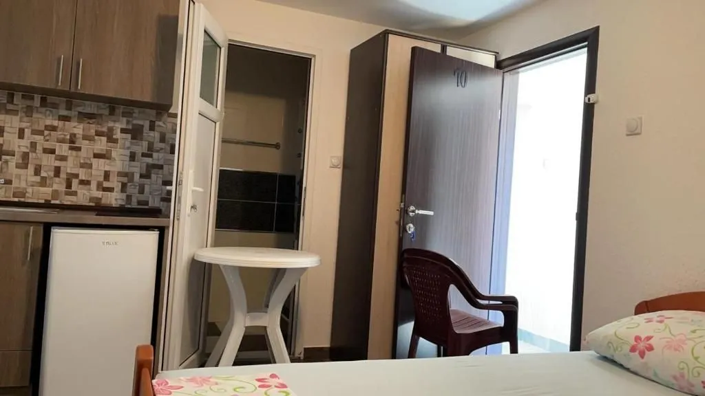Prodaja, kuća, 350m², Sutomore, Bar