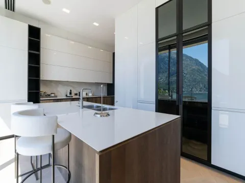 Prodaja, kuća, 526m², Orahovac, Kotor - image 48