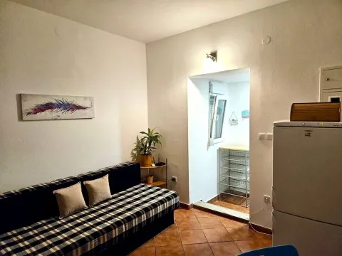Prodaja, jednosoban stan, 58m², Tivat, Crna Gora - image 2