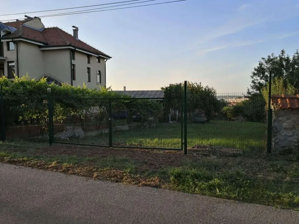 Prodaja, plac, 500m², Jajinci, Voždovac Sve Podlokacije
