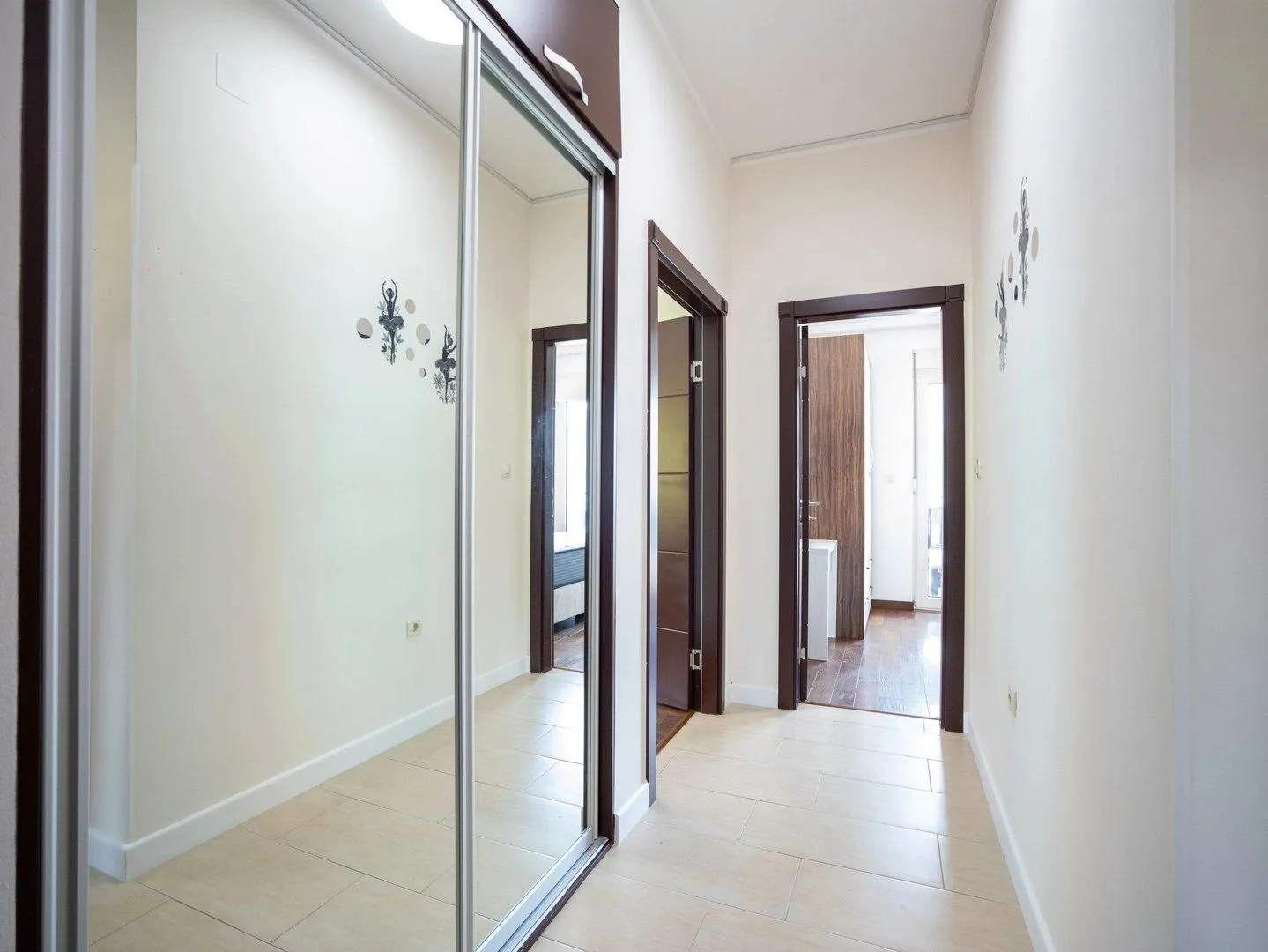 Prodaja, dvosoban stan, 89m², Bečići, Budva
