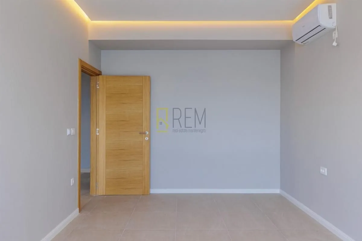 Prodaja, kuća, 200m², Krašići, Tivat
