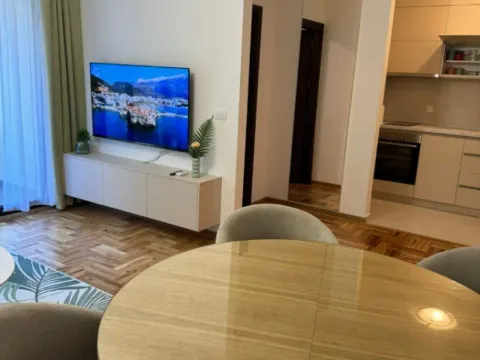 Izdavanje, jednosoban stan, 48m², Bečići, Budva - image 10