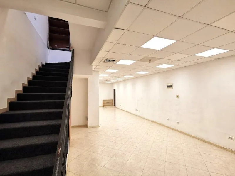 Sale, office space, 120m², Preko Morače, Podgorica