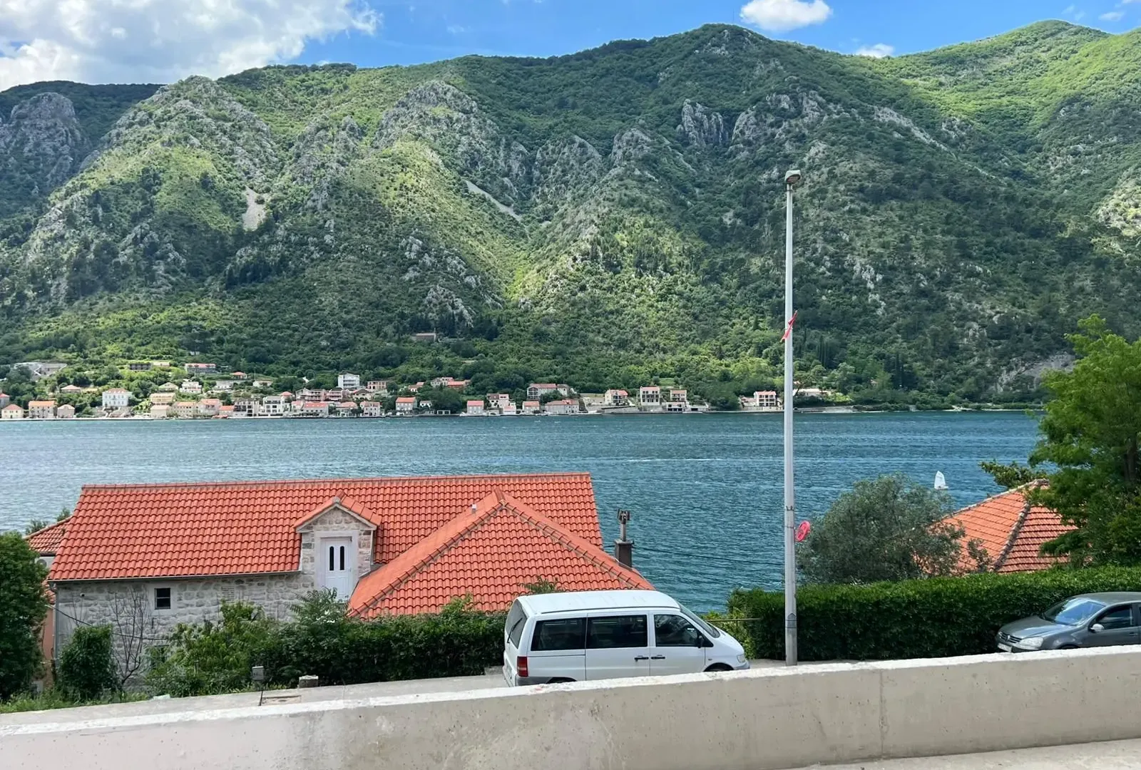 Prodaja, dvosoban stan, 55m², Dobrota, Kotor