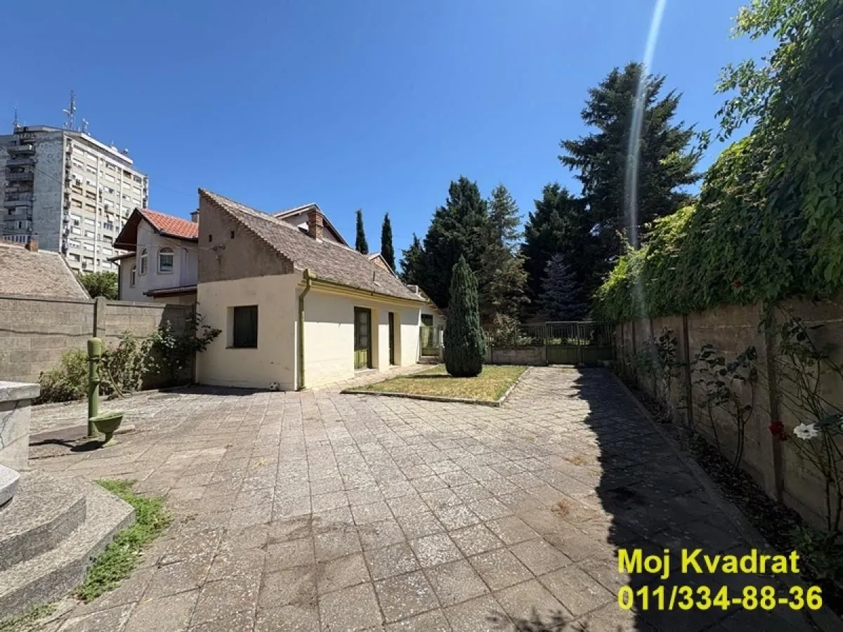 Izdavanje, kuća, 142m², Centar, Pančevo