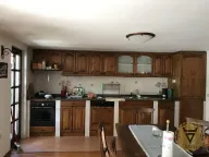 Izdavanje, kuća, 300m², Farmaceutski Fakultet, Voždovac Sve Podlokacije - image 2