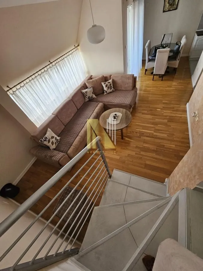 Prodaja, trosoban stan, 99m², Novo naselje, Novi Sad