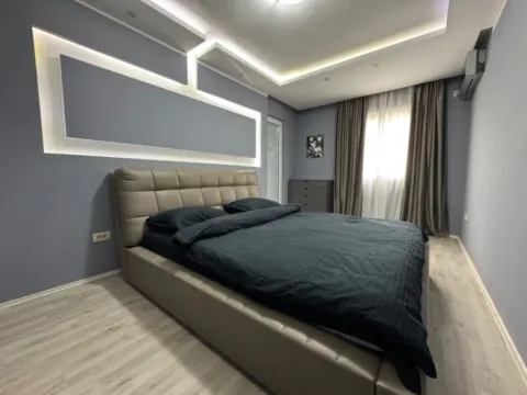 Izdavanje, trosoban stan, 100m², Budva, Crna Gora - image 7