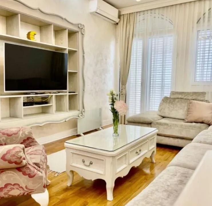 Rent, three bedroom apartment, 110m², Budva, Crna Gora