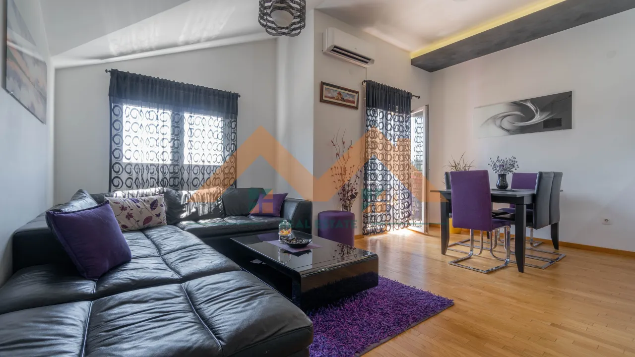 Prodaja, dvosoban stan, 59m², Blok 9, Podgorica