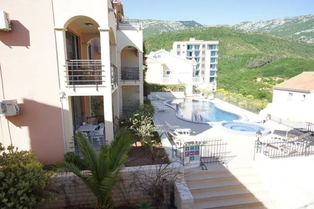 Sale, apartment, 57m², Bečići, Budva