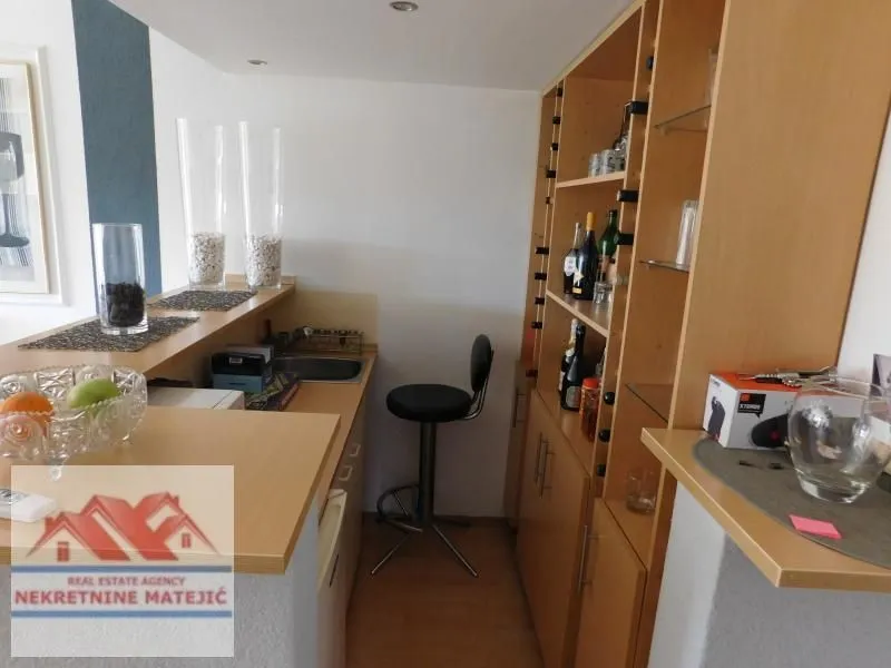 Prodaja, kuća, 250m², Ćava, Kragujevac