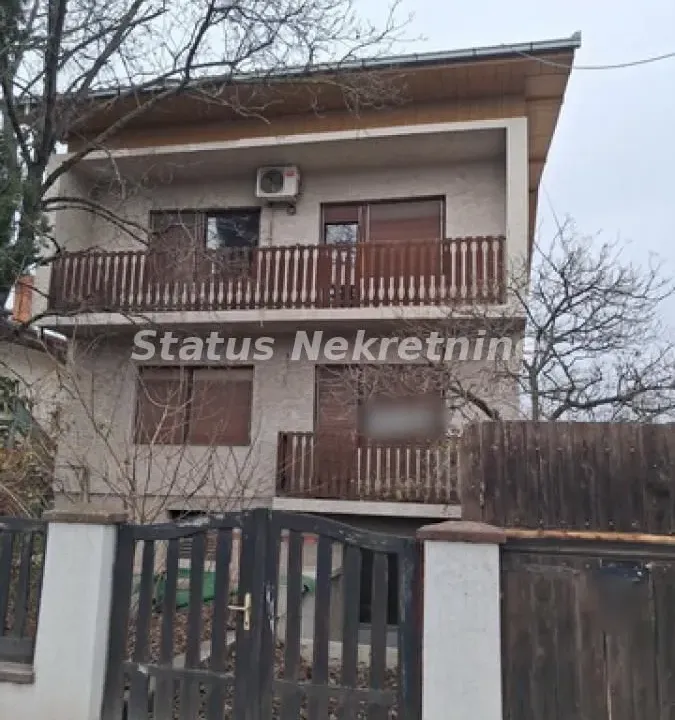 Prodaja, kuća, 330m², Futog, Novi Sad Sve Podlokacije