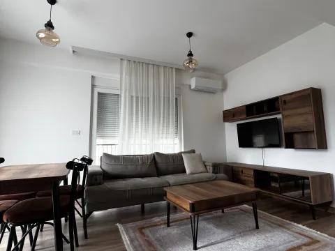 Prodaja, jednosoban stan, 52m², Konik, Podgorica - image 1
