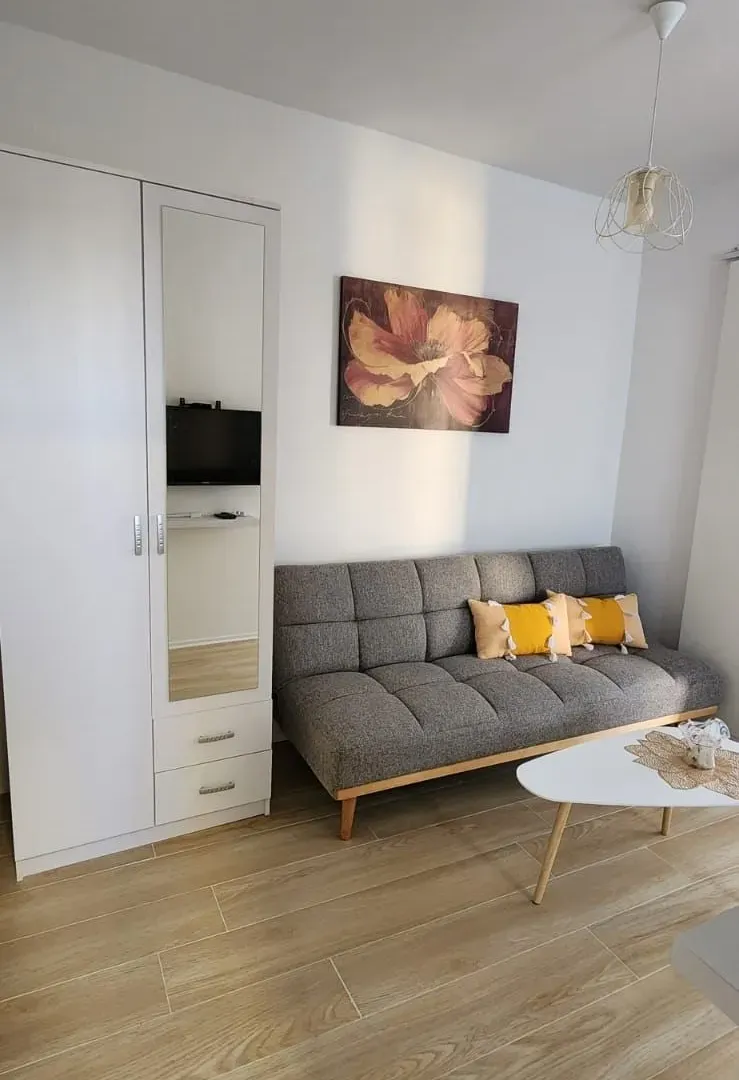 Sale, studio apartment, 114m², Bečići, Budva