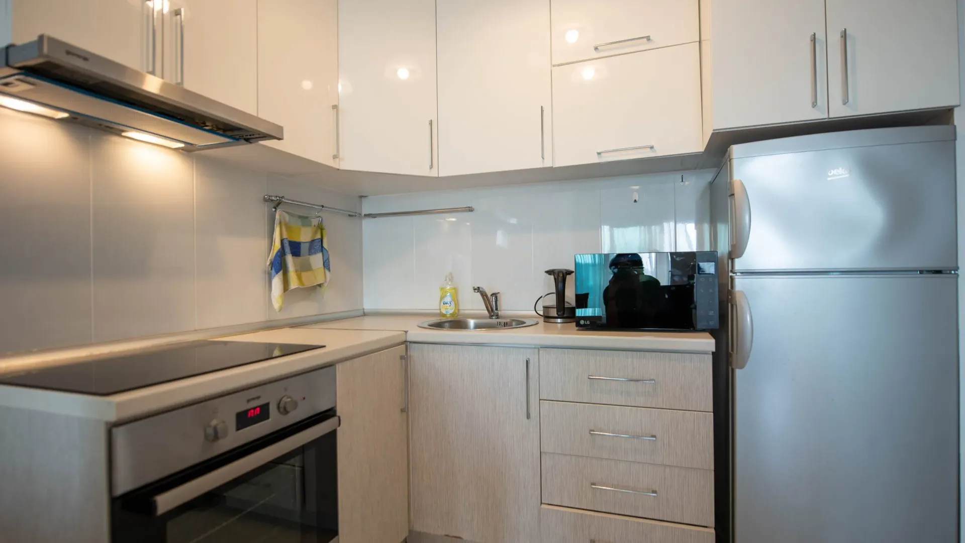 Prodaja, jednosoban stan, 55m², Bečići, Budva