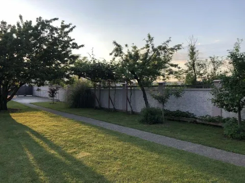 Prodaja, kuća, 300m², Podgorica, Crna Gora - image 15