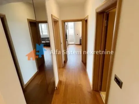 Izdavanje, četvorosoban stan, 80m², Savski Venac, Beograd - image 22