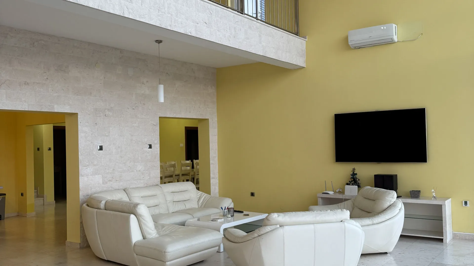 Rent, house, 600m², Topla, Herceg Novi