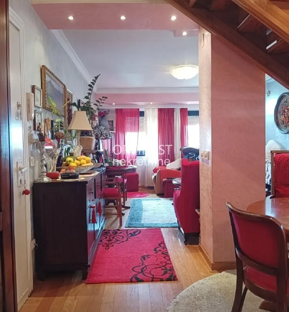 Sale, apartment, 103m², Banovo Brdo, Beograd