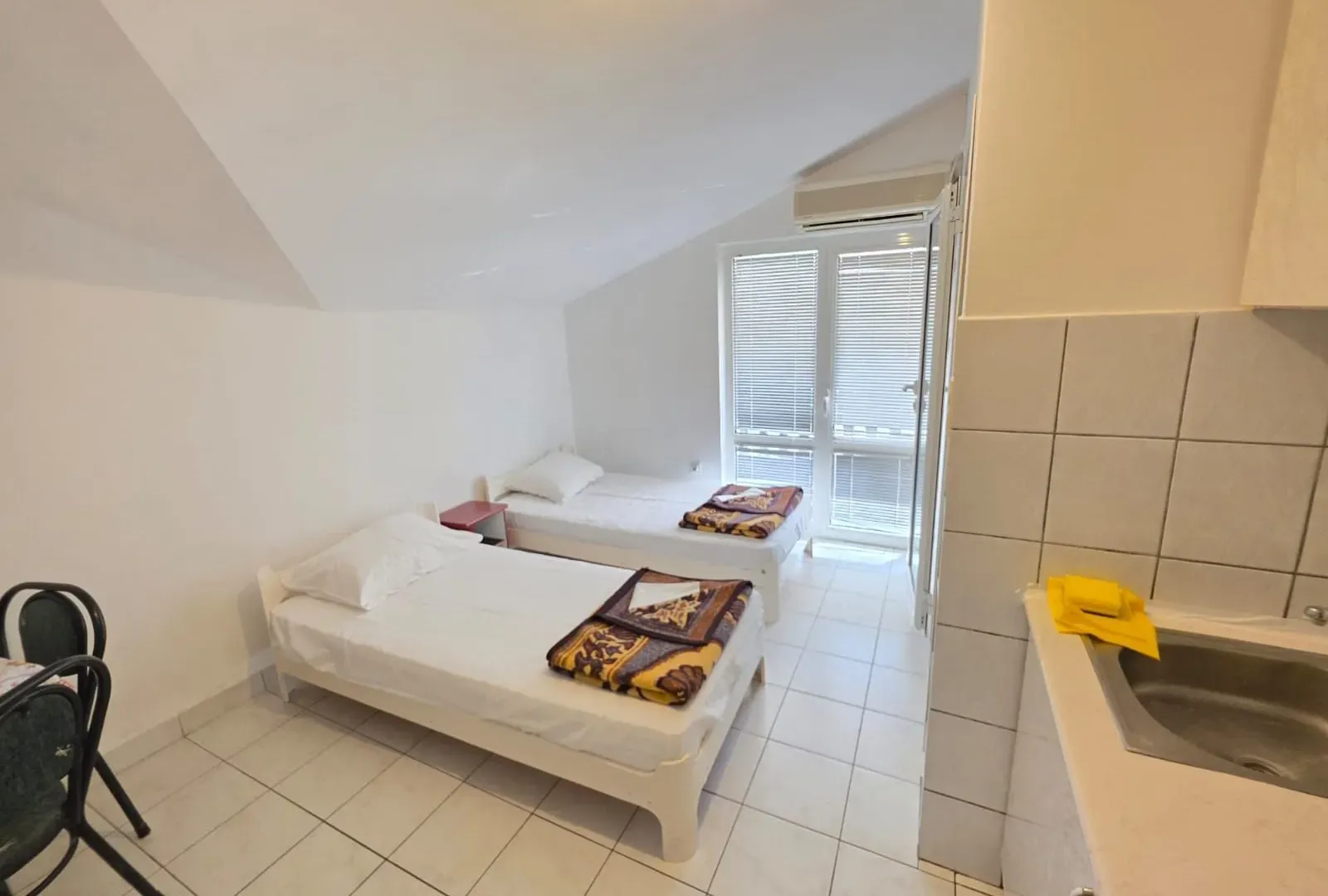 Sale, house, 368m², Bečići, Budva