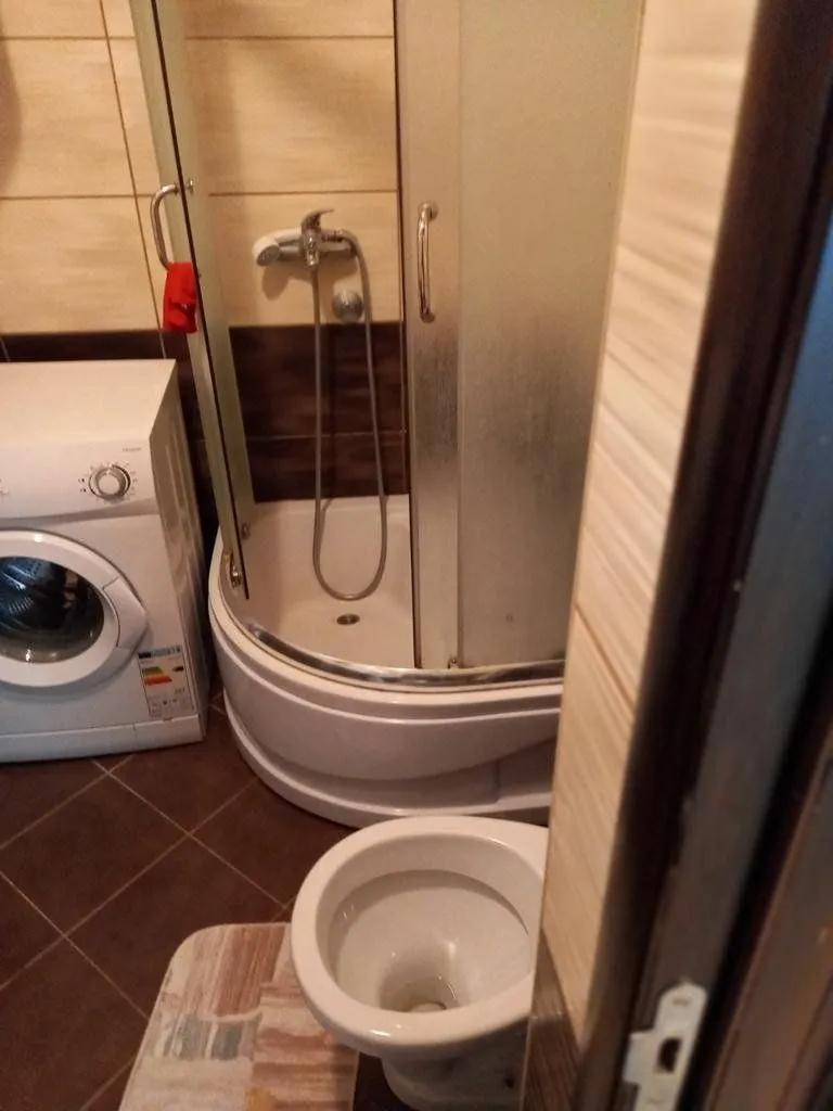 Izdavanje, dvosoban stan, 67m², Podgorica, Crna Gora