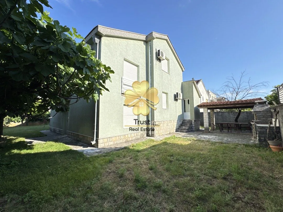 Rent, house, 200m², Stari Aerodrom, Podgorica