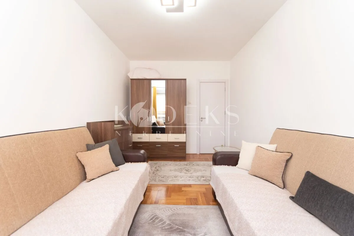 Rent, two bedroom apartment, 59m², 1 maj, Podgorica