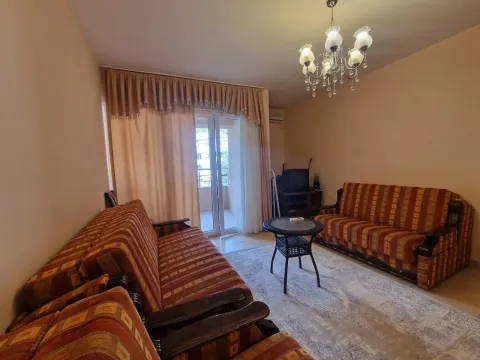 Rent, studio apartment, 35m², Budva, Crna Gora - image 4