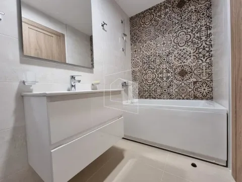 Izdavanje, dvosoban stan, 69m², Master Kvart, Podgorica - image 12