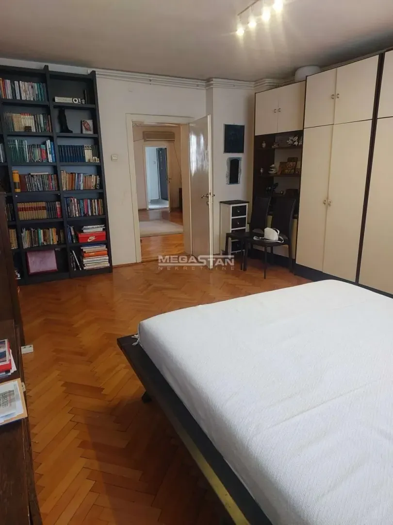 Sale, three bedroom apartment, 107m², Savski Venac, Beograd